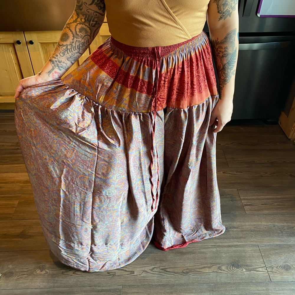 Kantha Bae silk palazzo pants, Brand new!